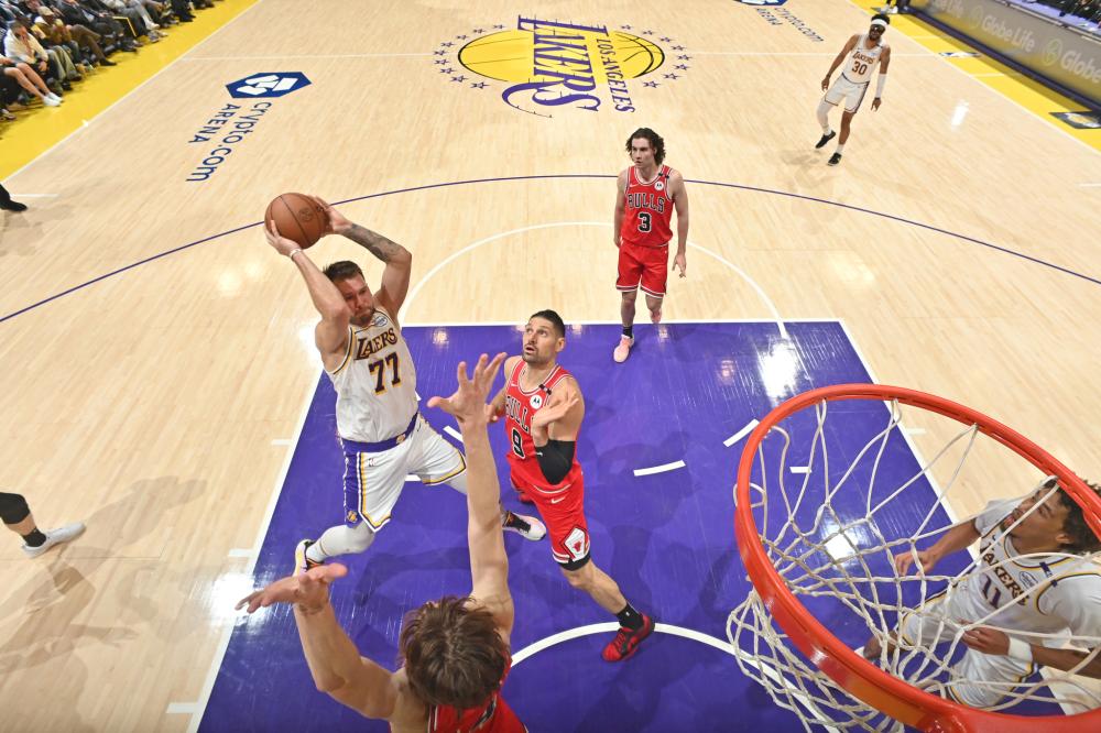 意媒：国米将贝尔纳韦视为未来中场引援人选，已派球探考察